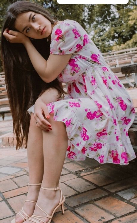 Anne Whisper OnlyFansリークヌード写真