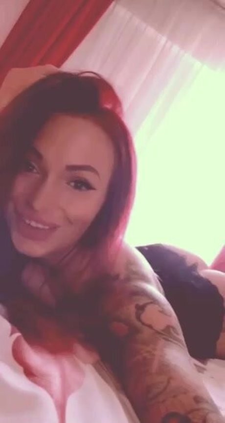 Alaston vuotanut OnlyFans-kuva Greta