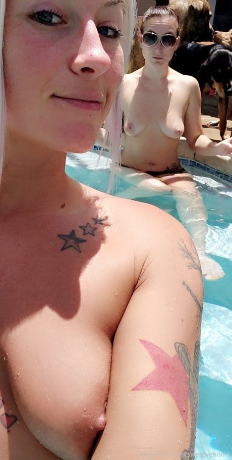 Nahá fotka uniklých OnlyFans od Sweetvenom1
