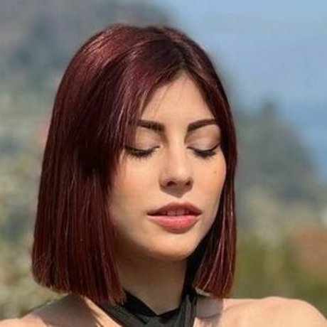 Naakte gelekte OnlyFans-foto van Carolina Dallari