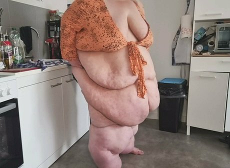 Doughbellygirl