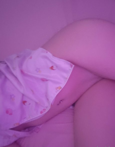 Nahá fotka uniklých OnlyFans od Cakebbsfree