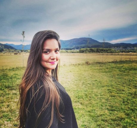 Nøgent lækket OnlyFans-billede af Thais Nakaguma