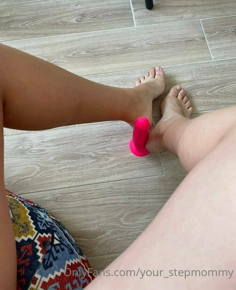 Yourstepmommy