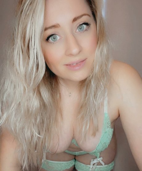 Lottielushloves