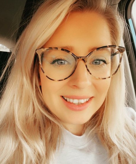 Nahá fotka uniklých OnlyFans od Lottielushloves