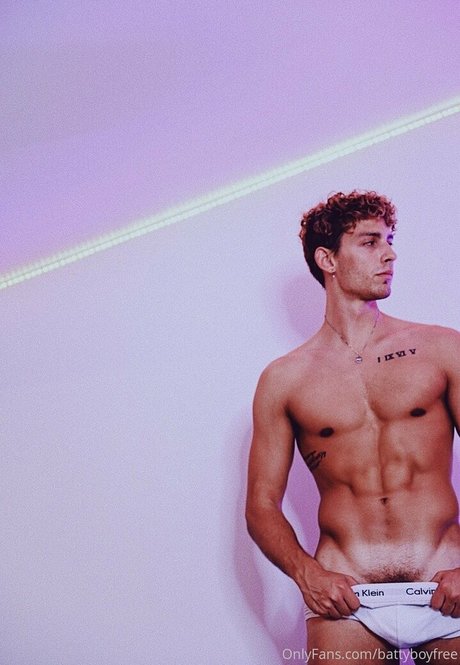 Nahá fotka uniklých OnlyFans od Battyboyfree