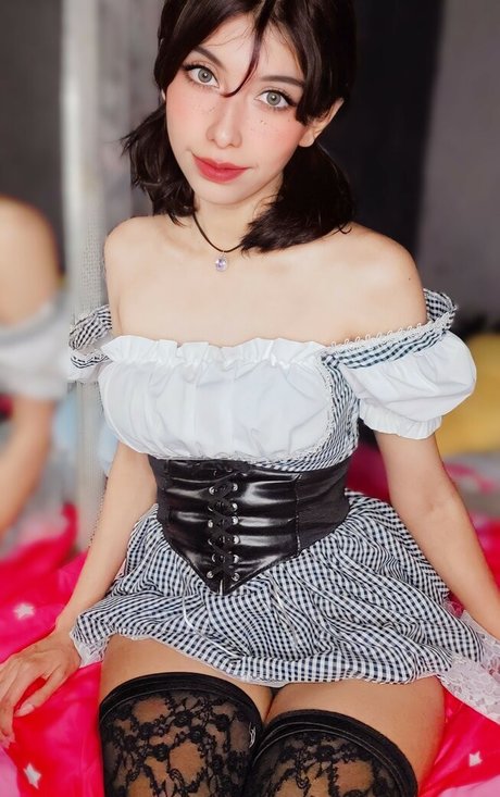 Nahá fotka uniklých OnlyFans od Lilywaifu