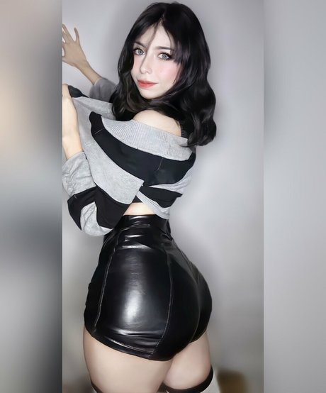 Nahá fotka uniklých OnlyFans od Lilywaifu