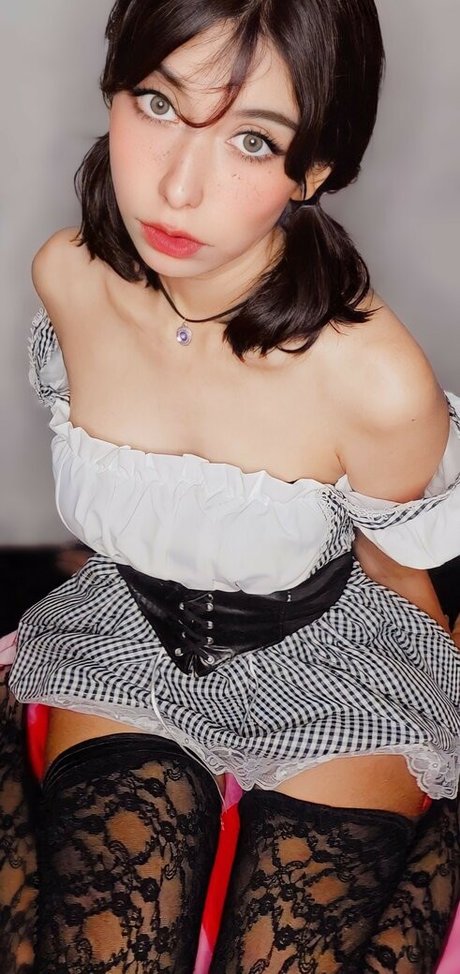 Nahá fotka uniklých OnlyFans od Lilywaifu