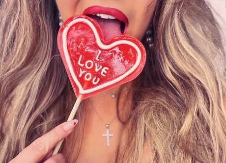 Nacktes geleaktes OnlyFans-Foto von Joyce Straten
