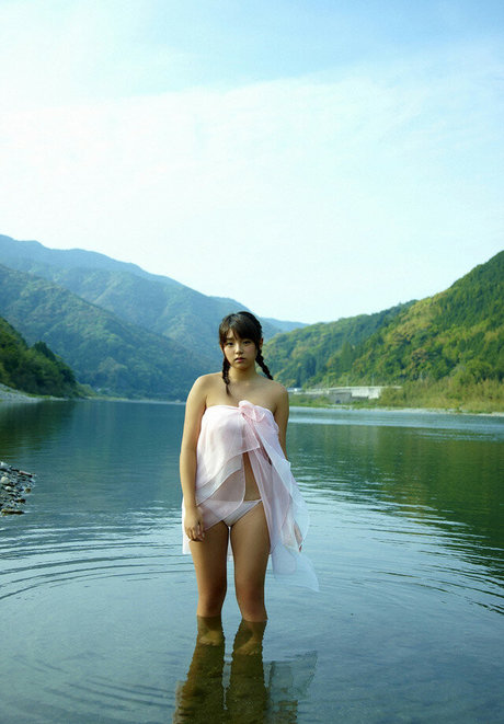 Ai Shinozaki