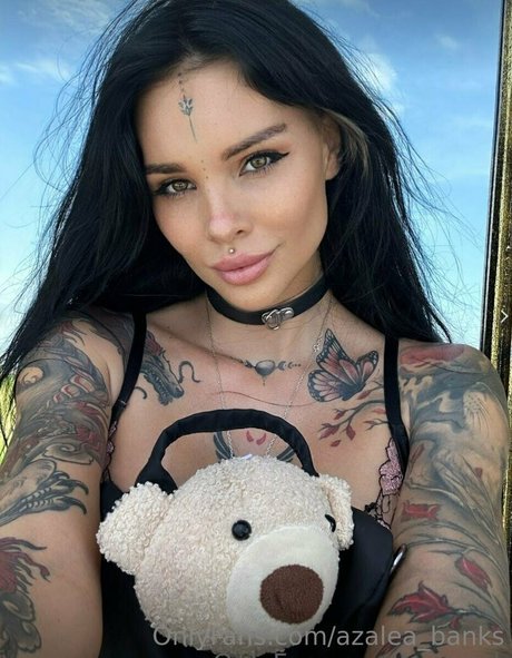 Azaleabanks