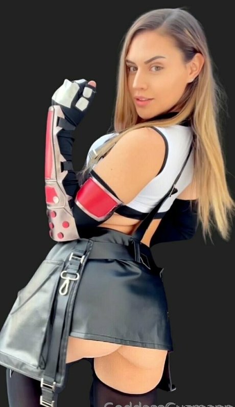 Naakte gelekte OnlyFans-foto van Goddessguzman