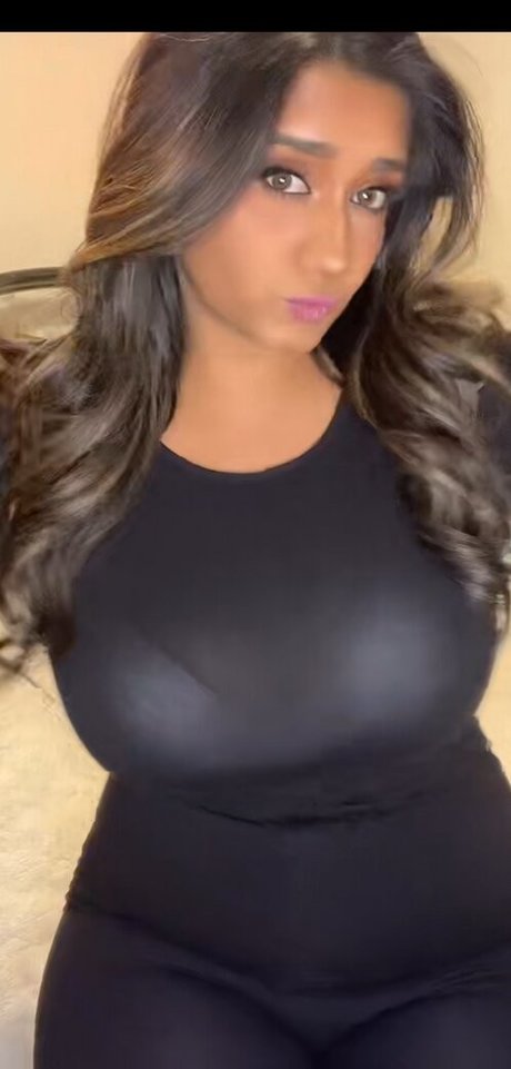 Nagie wyciekłe zdjęcie OnlyFans od Iconicolee