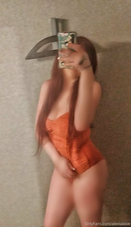 Naken läckt OnlyFans-bild av Alexialove