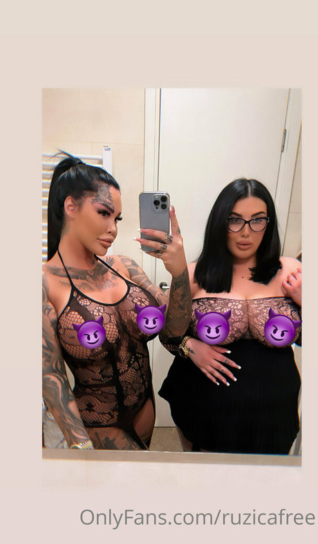 Ruzicafree  nude leaked OnlyFans photo