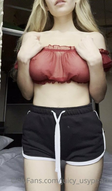 Naken läckt OnlyFans-bild av Juicyusypeach