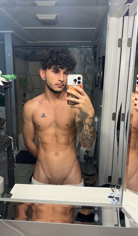 Nahá fotka uniklých OnlyFans od Pablxsanchez