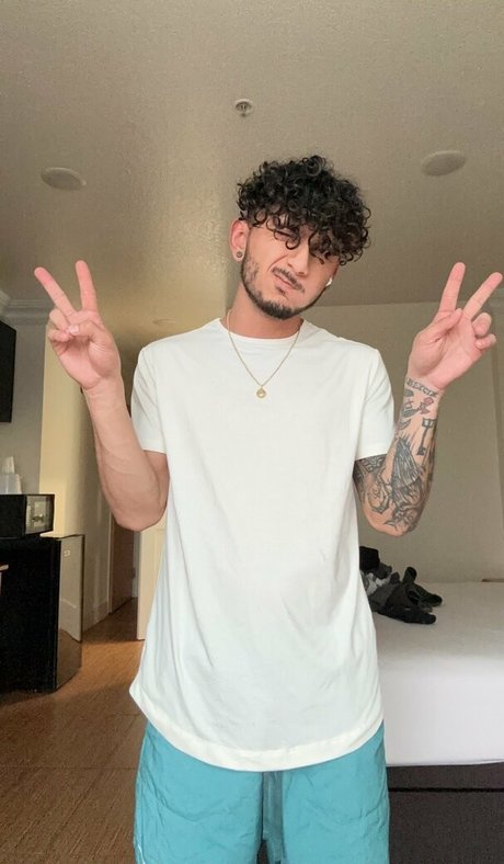 Nacktes geleaktes OnlyFans-Foto von Pablxsanchez