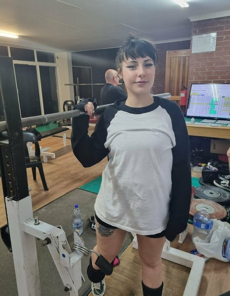Naken läckt OnlyFans-bild av Alyssawinter