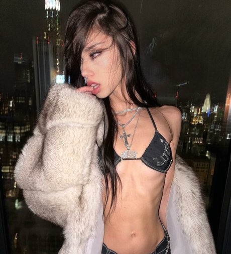 Обнаженная фотография утечки OnlyFans от Natasha Alana