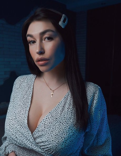 Naken lekkede OnlyFans-bilde av Top Baby Asmr