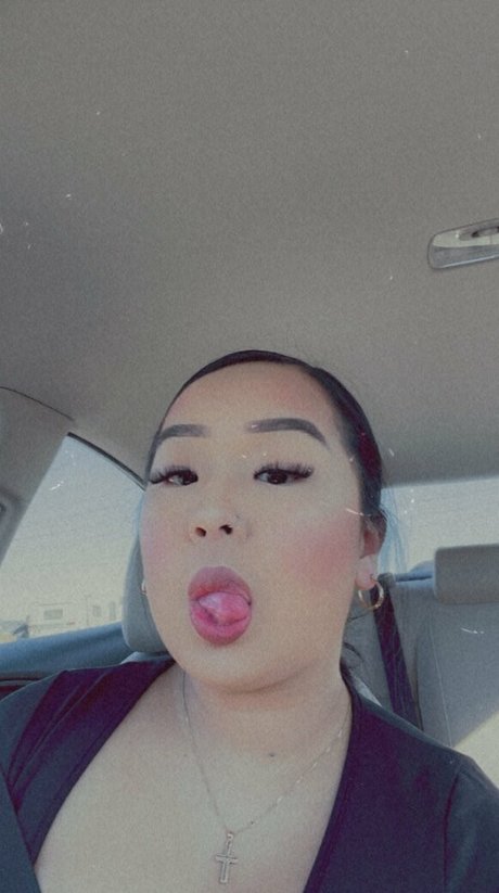 Asianbbygirl18