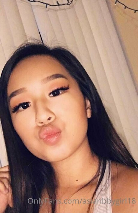 Asianbbygirl18 OnlyFans 유출 누드 사진