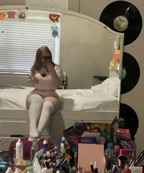 Yourstrulysav  nude leaked OnlyFans photo