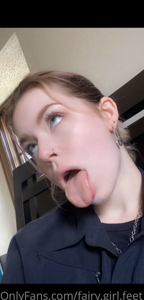 Photo nue de fuite OnlyFans de Fairygirlfeet