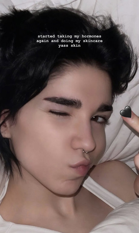 Nahá fotka uniklých OnlyFans od Arielle Maxine
