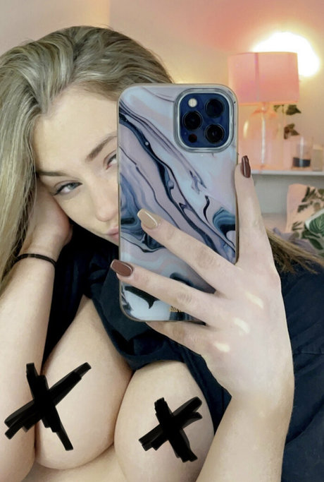 Skylarxraee