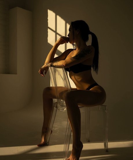 Naken lekkede OnlyFans-bilde av Daria Gurieva
