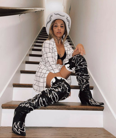 Naken lekkede OnlyFans-bilde av Macy Nicole Waker