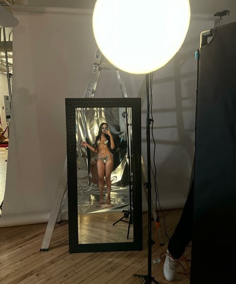 Foto nua vazada do OnlyFans de Desness