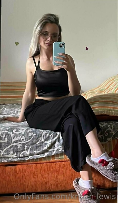 Nagie wyciekłe zdjęcie OnlyFans od Kristinlewis