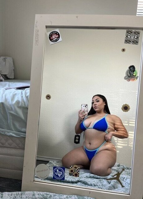 Обнаженная фотография утечки OnlyFans от Realtxhottie