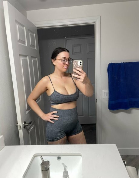 Daniellelancaster OnlyFans