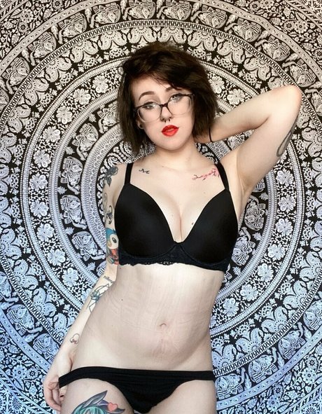 Kaiju_rose