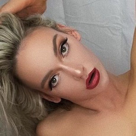 Naken läckt OnlyFans-bild av Krystal Preiss
