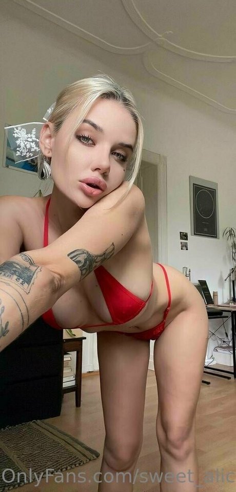 Sweet Aliceee  nude leaked OnlyFans photo