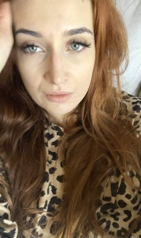 Naken läckt OnlyFans-bild av Lucy Rose
