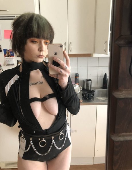 Naken lekkede OnlyFans-bilde av Shelley Floryd
