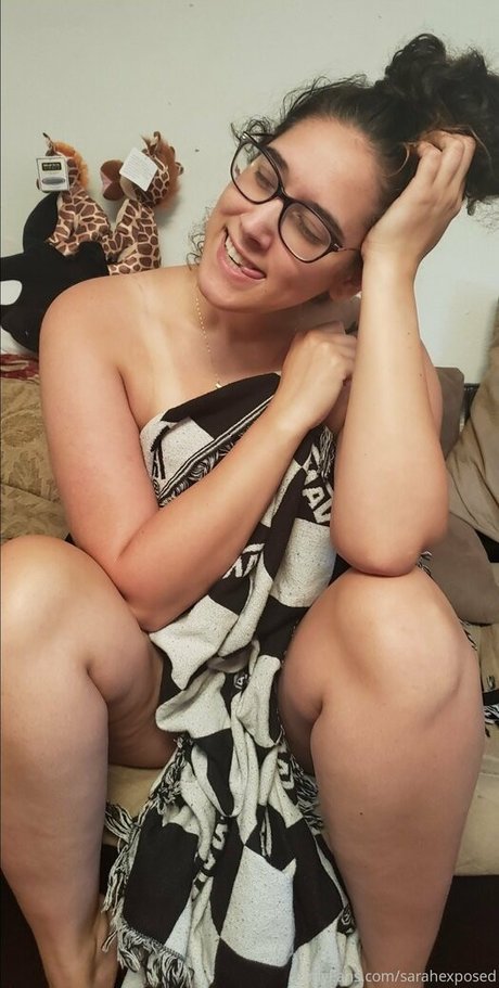 Nahá fotka uniklých OnlyFans od Sarahexposed