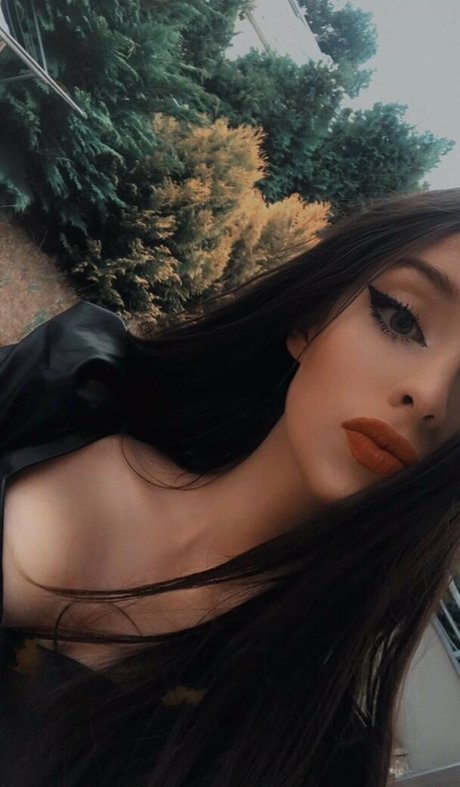 Naakte gelekte OnlyFans-foto van Olivka648