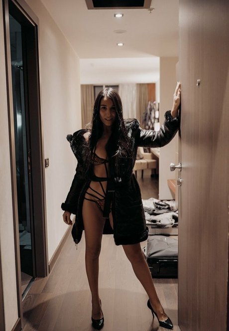 Naken lekkede OnlyFans-bilde av Danika Mori