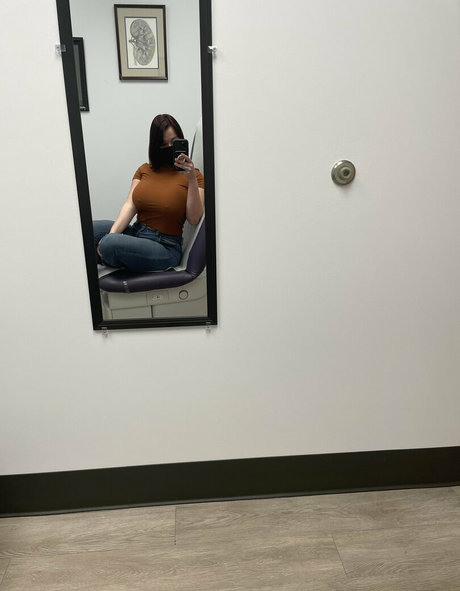 Calierose OnlyFansリークヌード写真