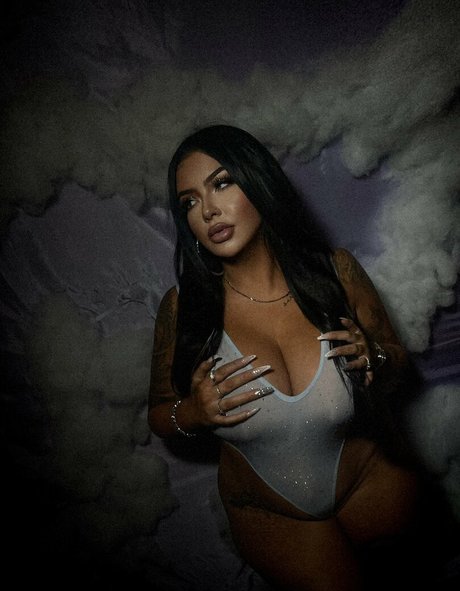 Therealtaralynn