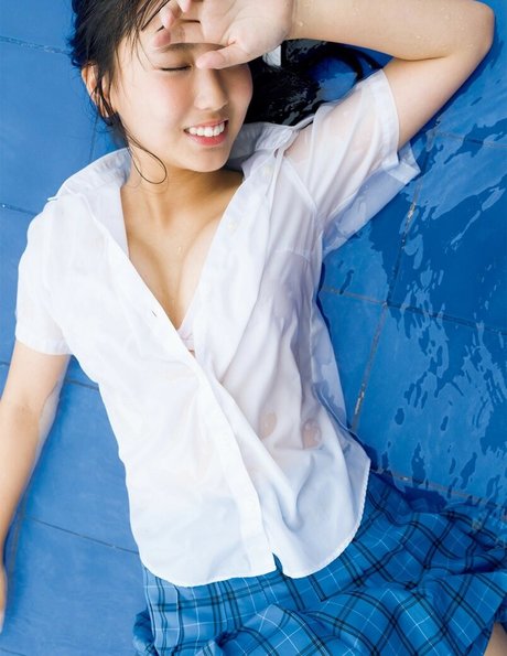 Naken läckt OnlyFans-bild av Aika Sawaguchi